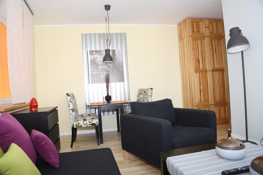 Bohaterow Kragujewca 6 Apartment *