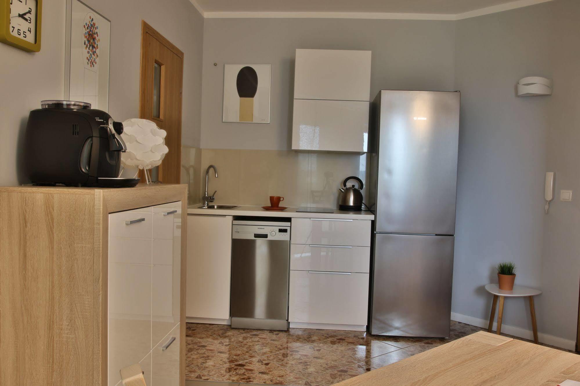 Bohaterow Kragujewca 6 Apartment