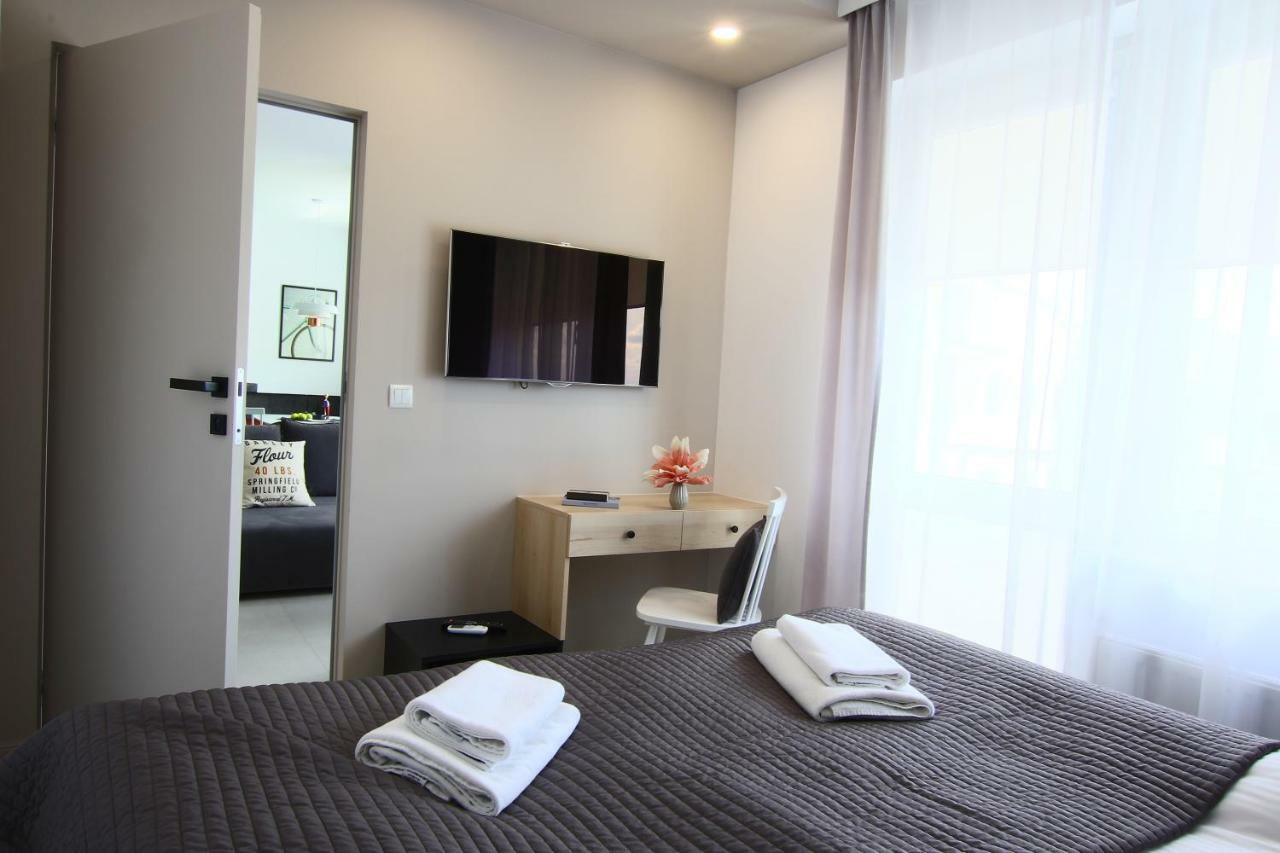 Bohaterow Kragujewca 6 Apartment